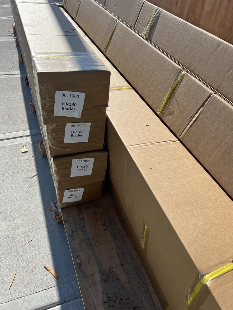 Pergola installation step 1: Delivery and Kit Check — Sword Sky Sydney